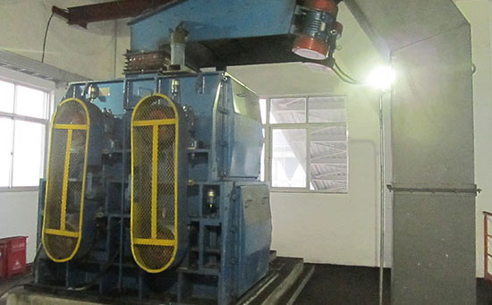 齒輥式碎煤機(jī)現(xiàn)場(chǎng)