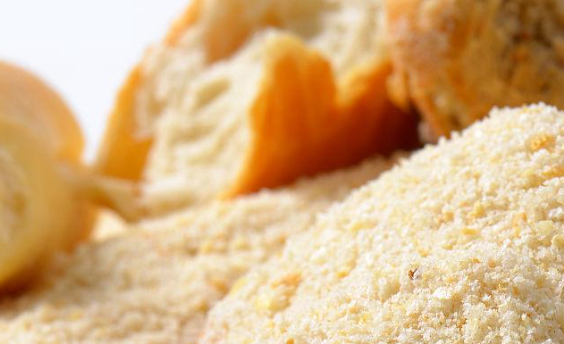 過(guò)期小食品轉(zhuǎn)化為飼料添加劑的篩分解決方案